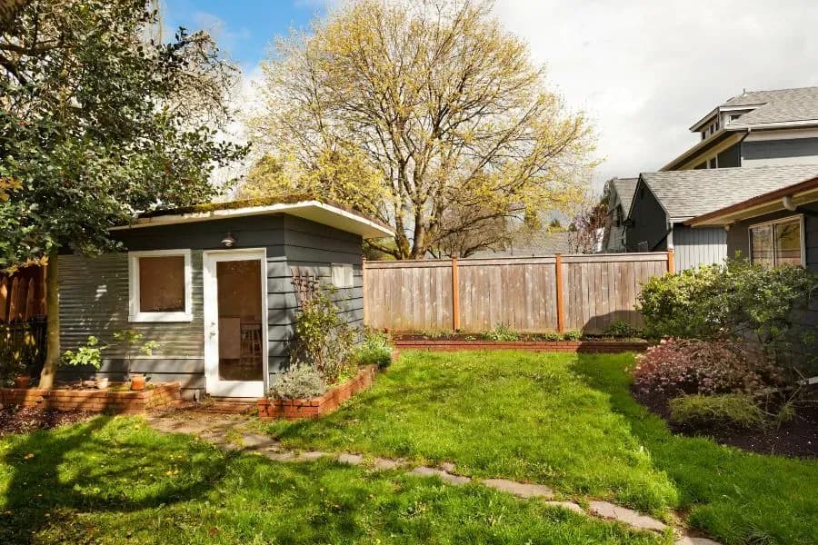Gartenhäuser online bestellen 